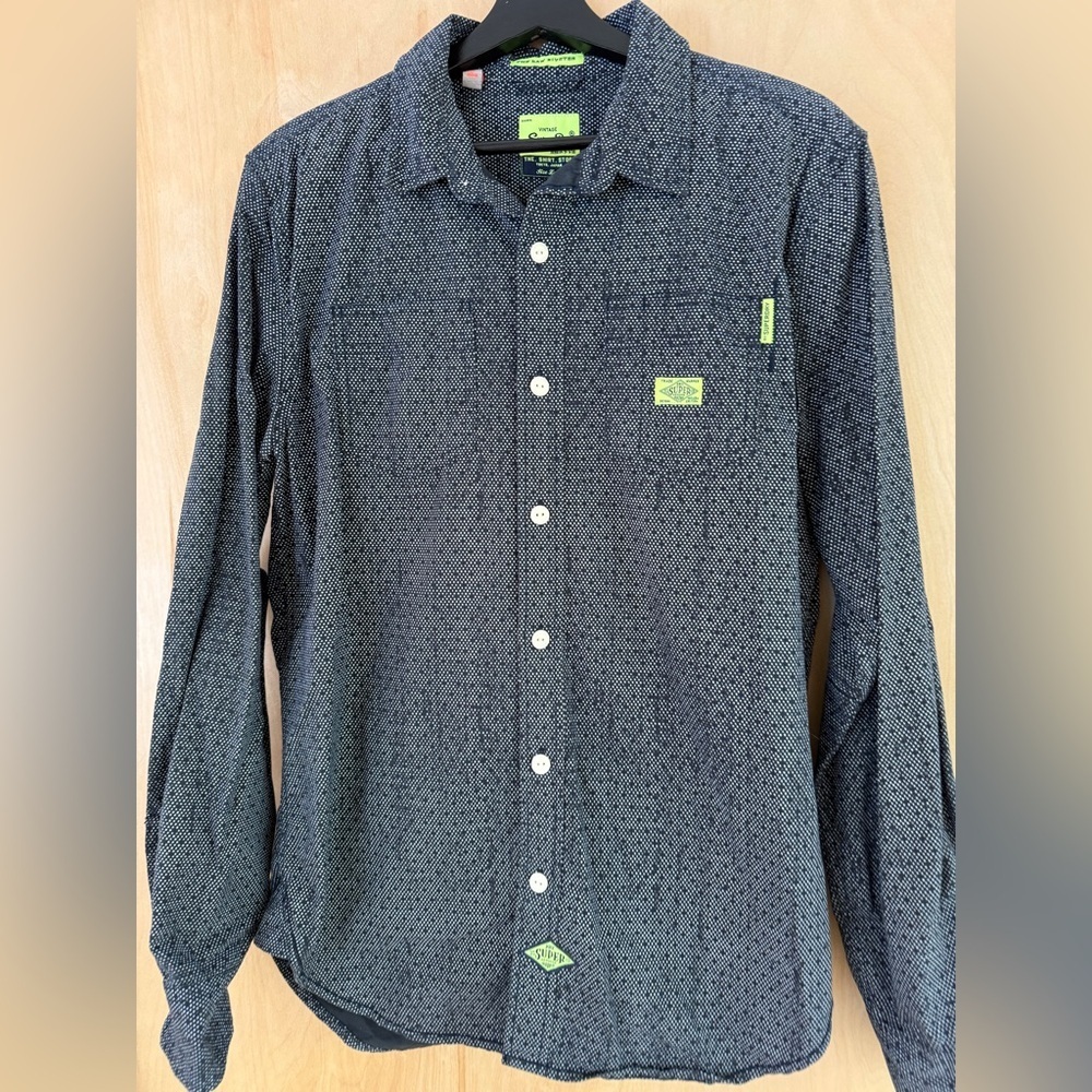 Superdry Men's Black and Green Patterned Shirt - Picture 3 of 12